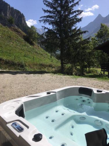 Spa_Jacuzzi_Sauna_Hammam_Annecy